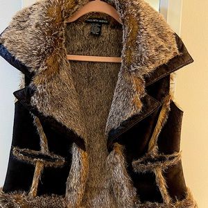 Saks Fifth Avenue Faux fur & Faux suede brown vest O/S